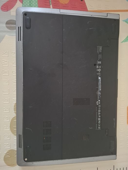 Laptop Dell inspiron 17 P26E