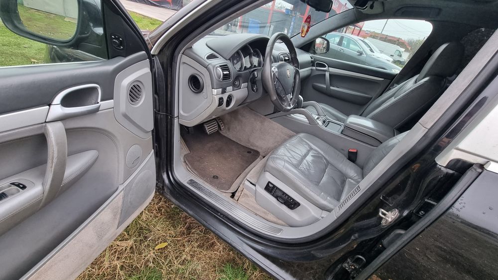 Porsche Cayenne Turbo impozit la zi
