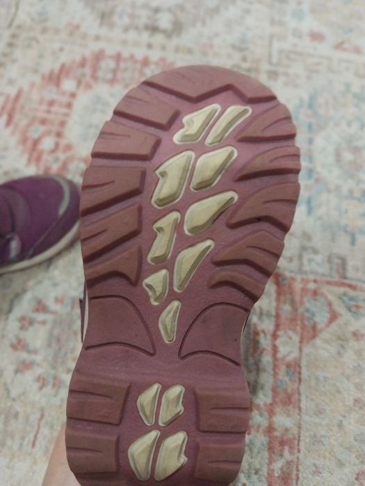 Продам зимние сапоги 25 размер