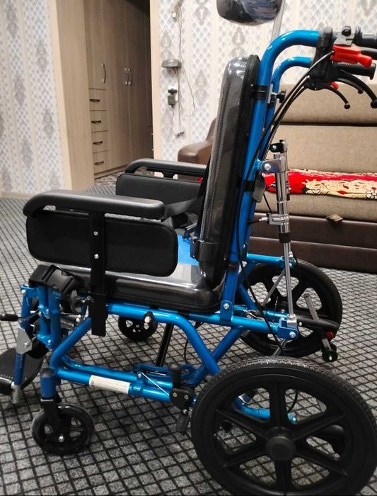 Инвалидная коляска