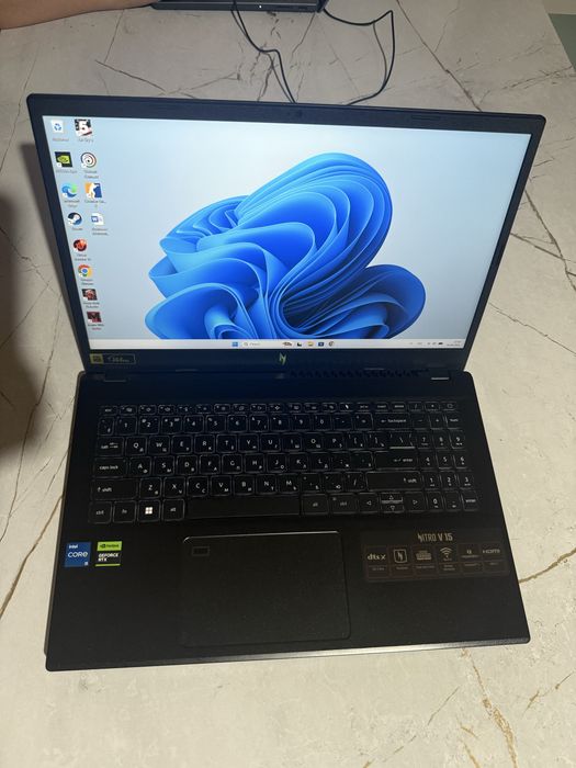 Продам игровой ноутбук Acer nitro v15