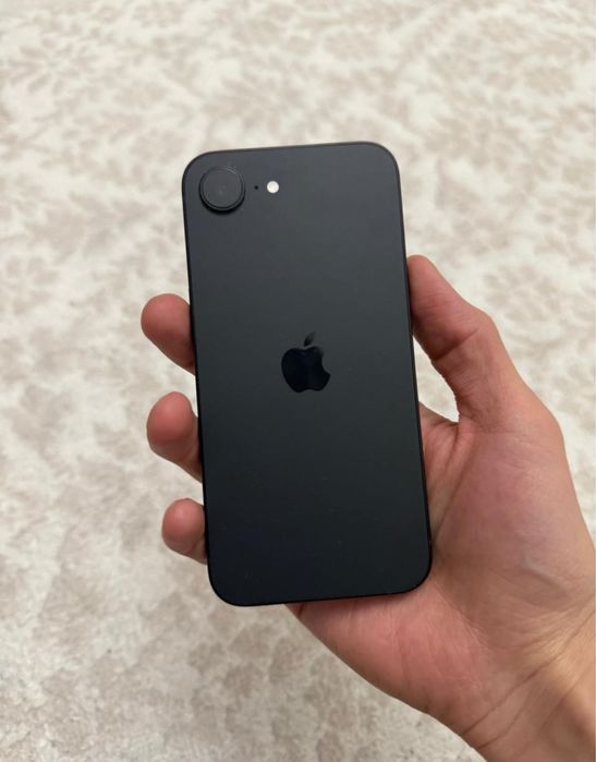 Iphone 16e, 128Gb