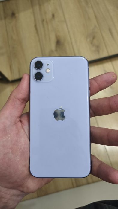 Vând iPhone 11  stare buna de funcționare  74 baterie