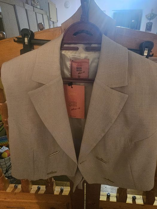 Нов дамски комплект с къси панталонки