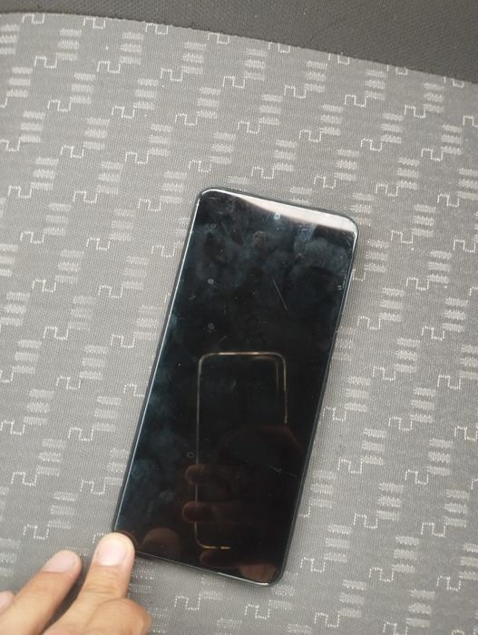 Red mi 9s 64gb...