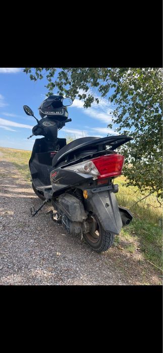 Продам скутер м8