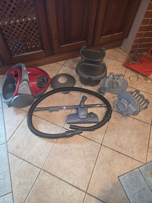 Прахосмукачка Zelmer Delfin 1500w