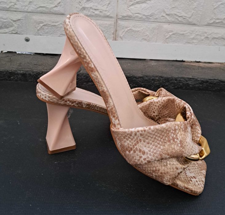 НОВО! Токчета, с тука.