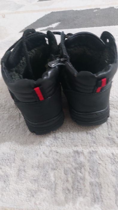 Продам сапожки утеплённые