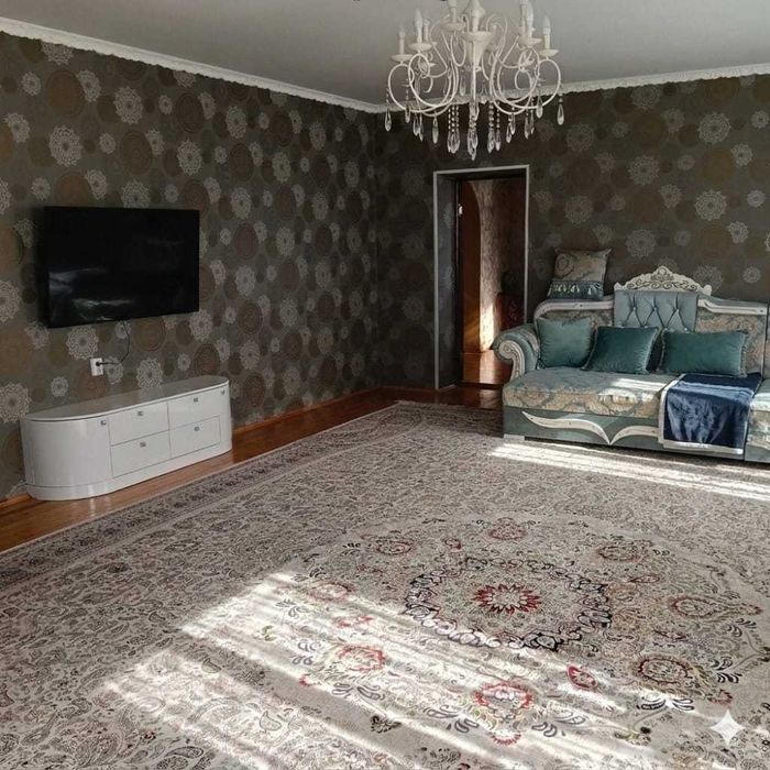 коттедж 400кв Карьерная