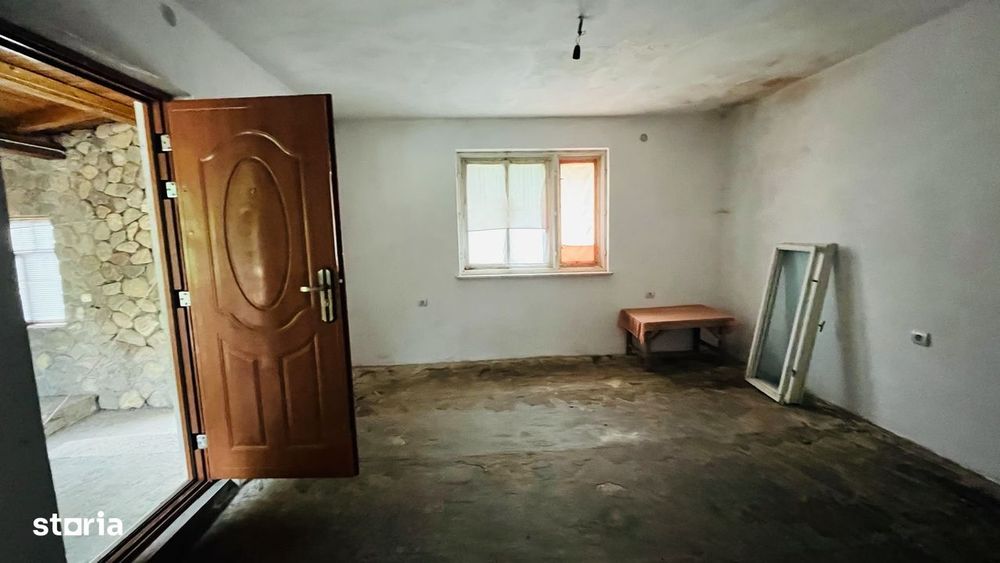 Parte Duplex De Vanzare In Martinie, Jud. Alba