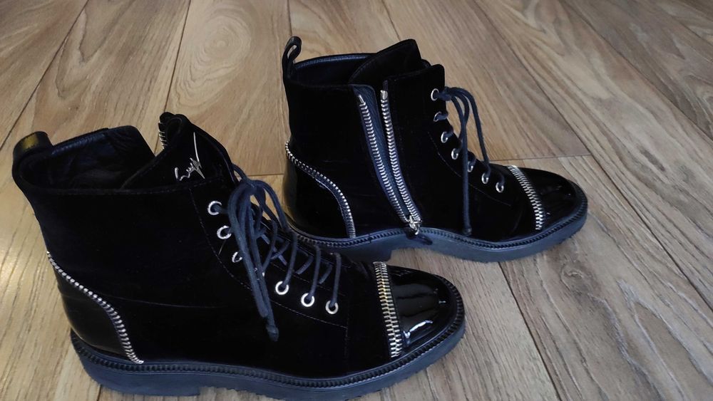 Дамски велурени боти Giuseppe Zanotti