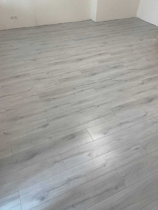 Laminat pol uchun /qoyib berish xizmati