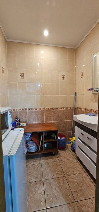 Продам помещение 96кв.м. с крыльцо на улицу Ленина.