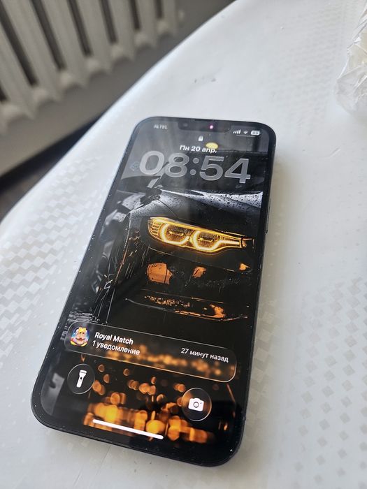 Айфон 13 про в хорошем состояний