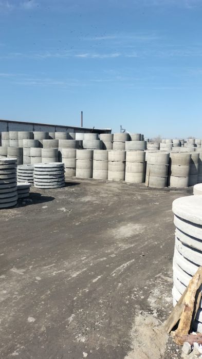 Бетонные кольца Экскаватор погрузчик