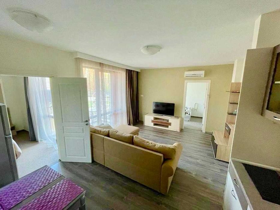 Продава се Тристаен апартамент в к.к. Слънчев бряг - 63 кв.м за 1554 €/кв.м - Снимка #1