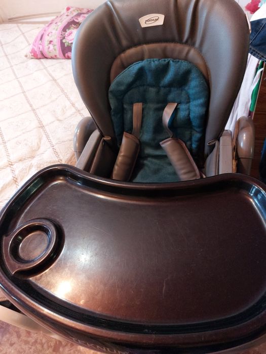 Продам стульчик для кормление