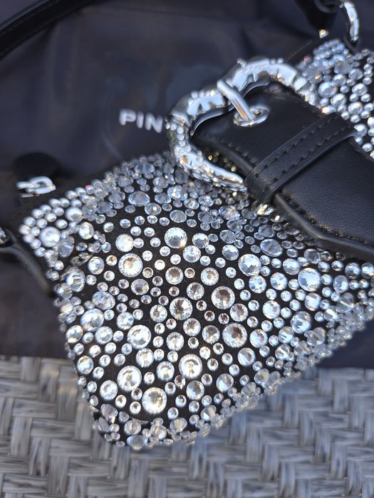 Pinko чанта естествена кожа,цирконий