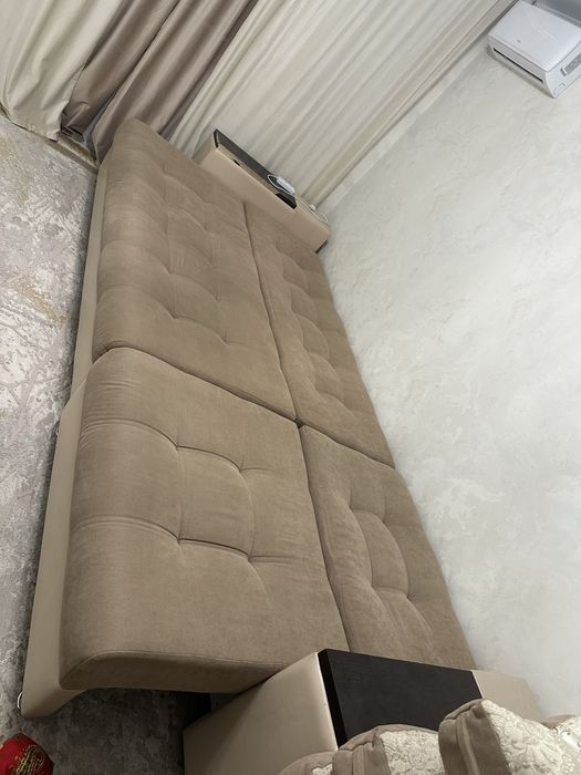 4 метровый большой диван