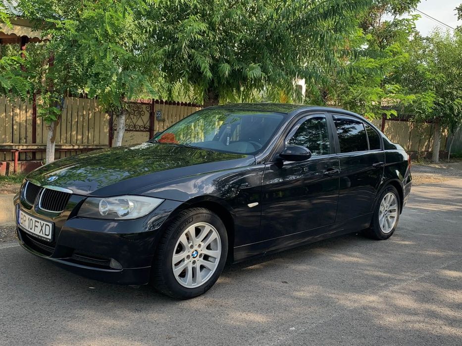 Vând   BMW   E90