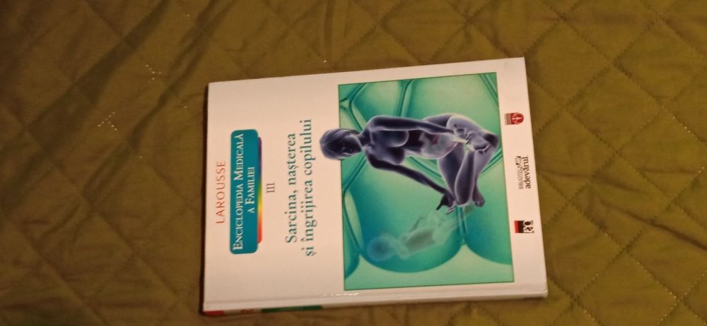 Larousse: Sarcina, nasterea si ingrijirea copilului