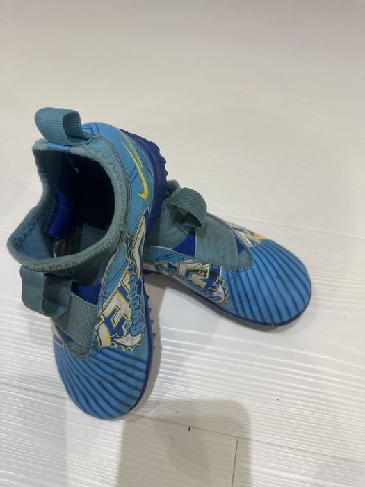 Nike детски стоножки Kylian Mbappé размер 28.5