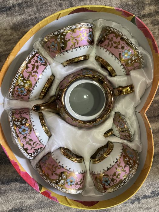 Продам набор посуда