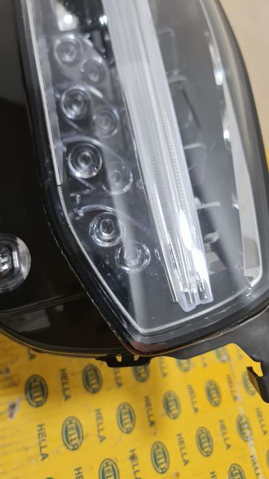 Far full led matrix active high beam Volvo XC90 2 II 32228689 modul