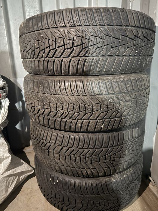 245/45/20 Hankook Winter I’cept evo3