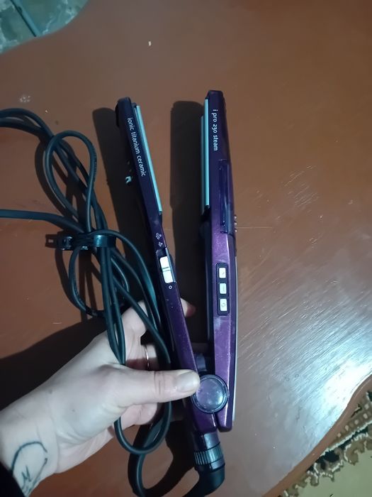 Placa de îndreptat parul.