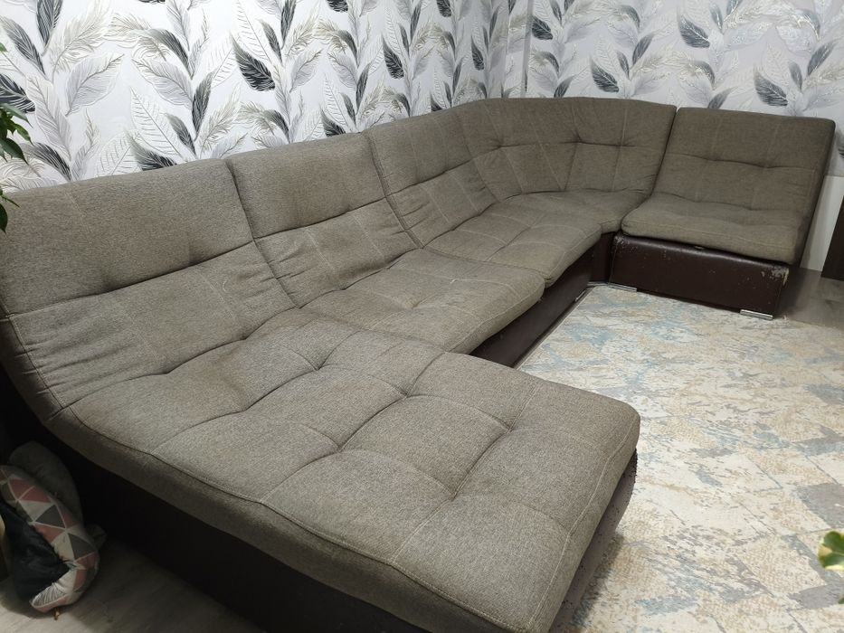 Продам диван срочно цена 20000