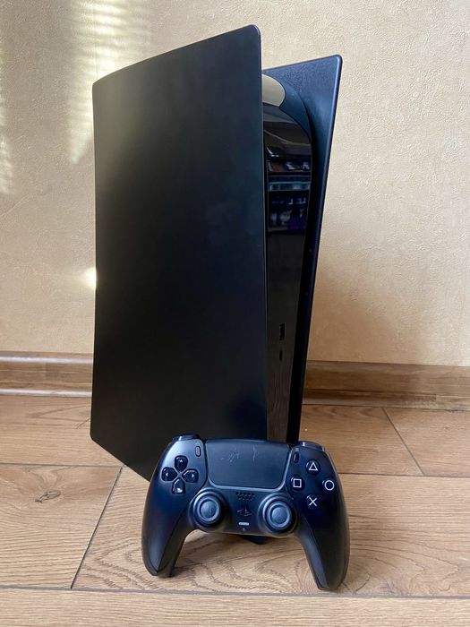 Конзола PS5 Disc Edition Black