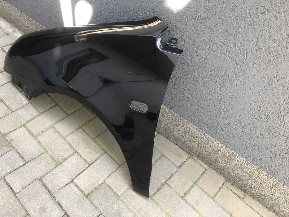 Aripa Fata Stanga VW Polo 5/V 2002-2005 Vopsit Negru Metalizat
