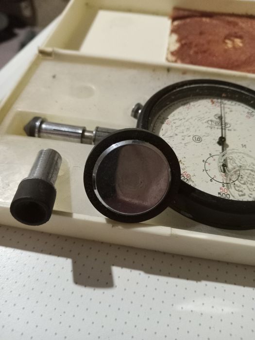 Продам измеритель давления