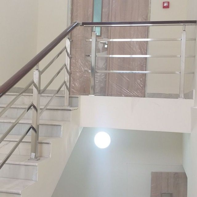 Перила из нержавейка бистро и надйожнаа