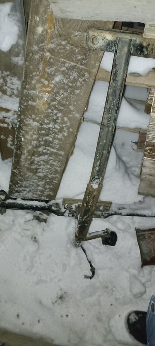 Продам фаркоп на Ауди 80 б4 ,б3