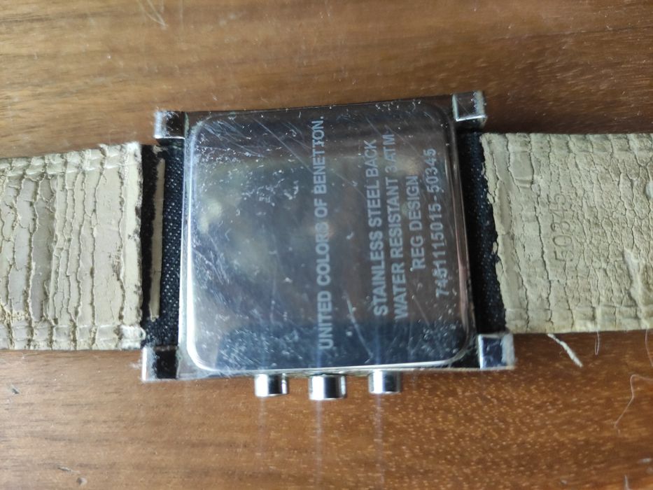 Часы Benetton  оригинал