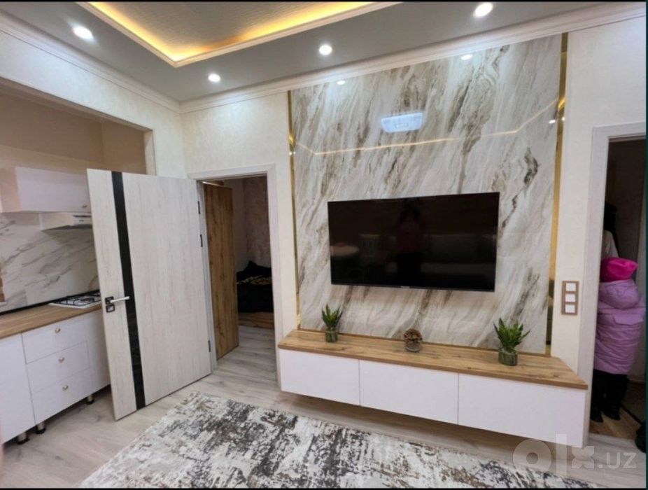 Продам чиланзар 2.  Одна переделанная на двух