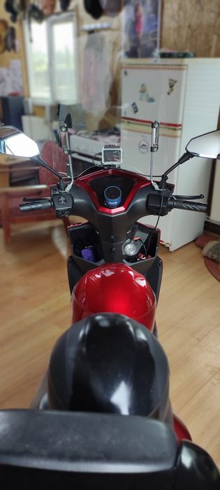 Scuter electric fără permis ca nou