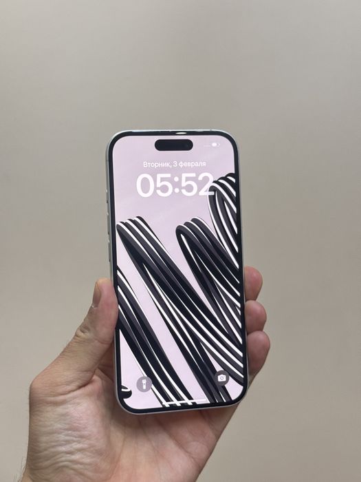 Iphone 16. 128гб. АККУМ 95%.