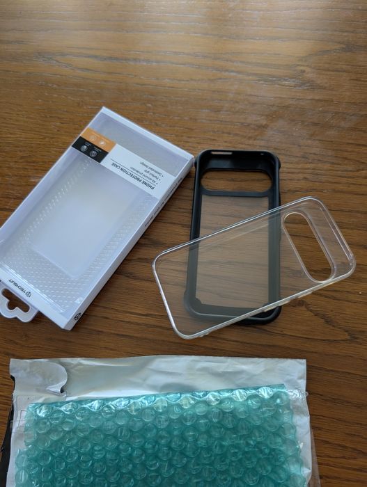 Husa google pixel 9 doua huse la 50 lei noi