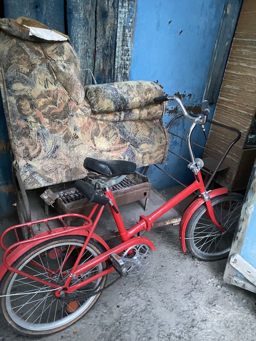 Продам советский велосипед КАМА срочно. В хорошем состоянии. ТОРГ.