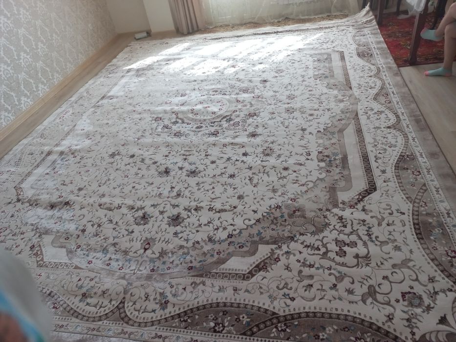 Ковер бежевый  5 на 4