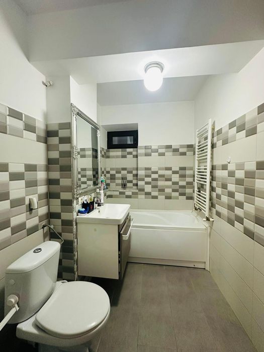 Inchiriez Apartament 2 camere ultracentral complet utilat zona BIG