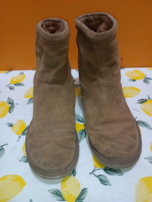 UGG кожени чизми N 38 - 32 лв
