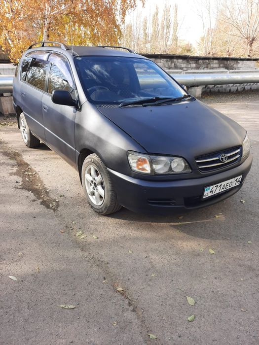 Продам Тойота Ипсум