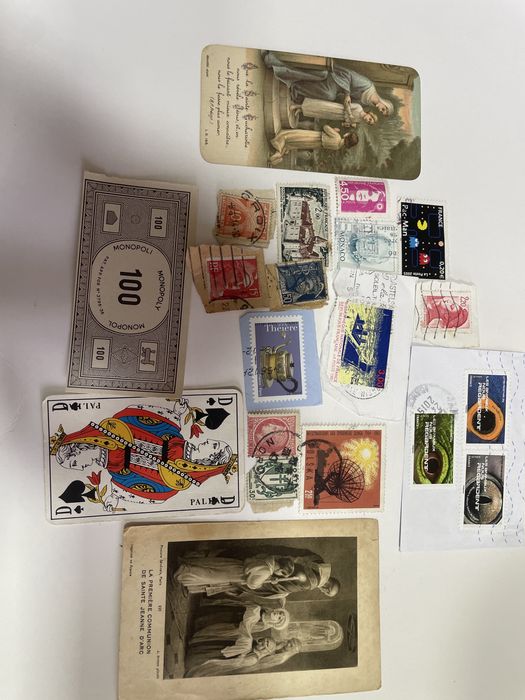 Продавам стари пощенски маркй