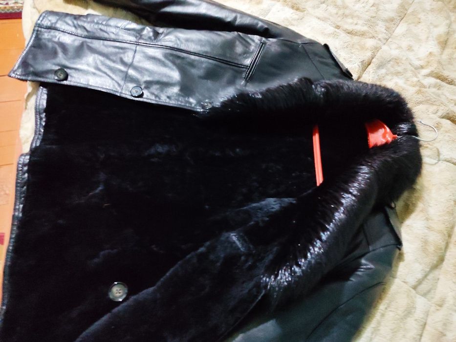 Кожаный куртка...