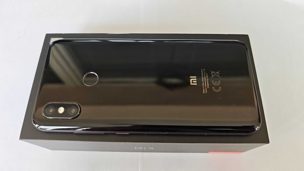 Xiaomi Mi 8 128GB Black като нов